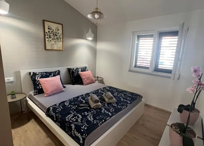 Apartment Iskra *